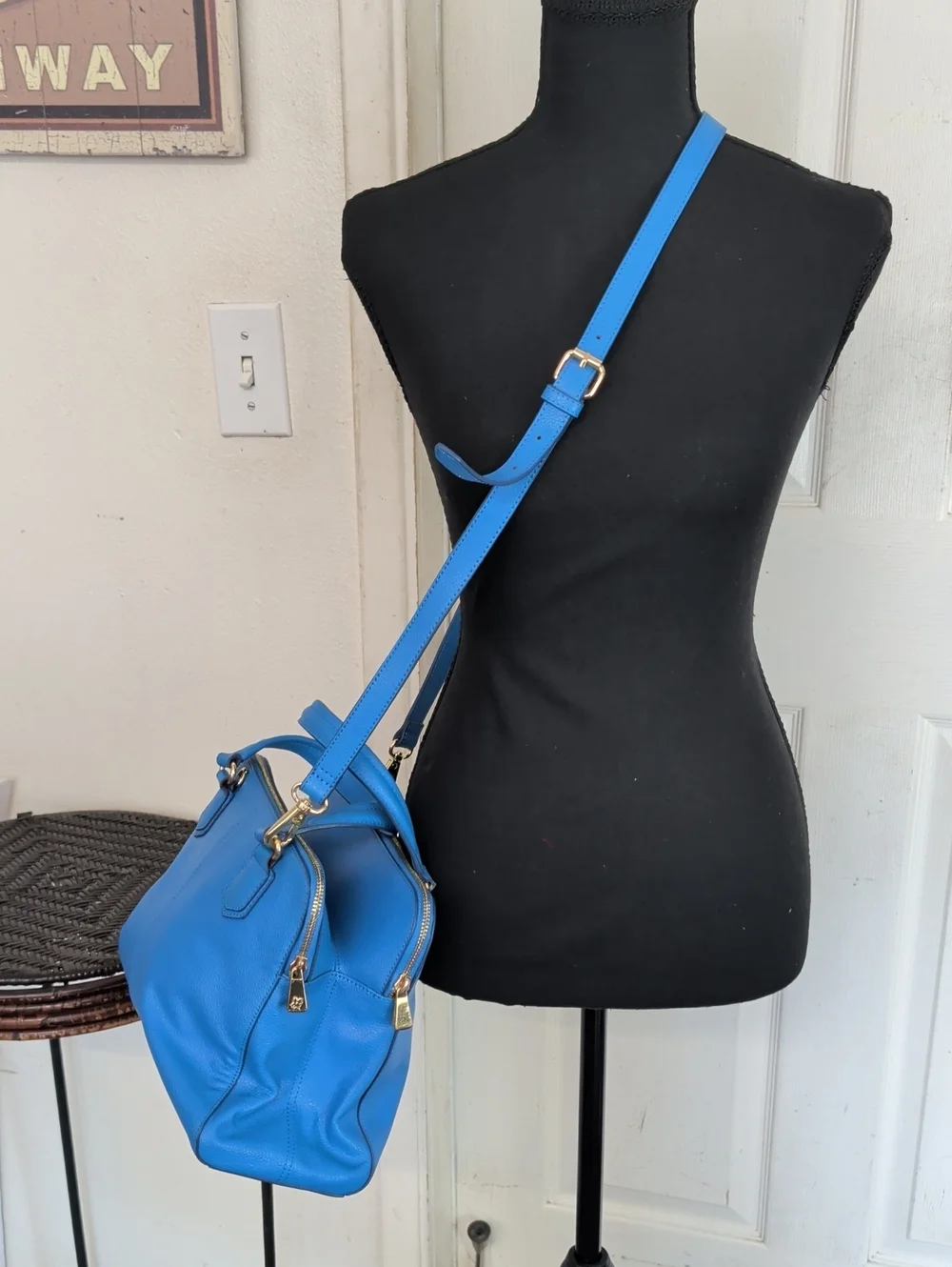 Ora Delphine Blue Pebbled Leather Crossbody Bag Gold Tone Hardware
